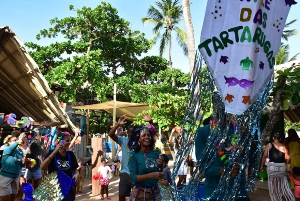 Venha curtir o Carnaval no bloco das tartarugas marinhas